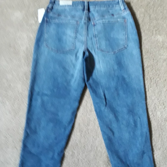 BOYFRIEND CROP JEANS/HOST PIC - Picture 6 of 6